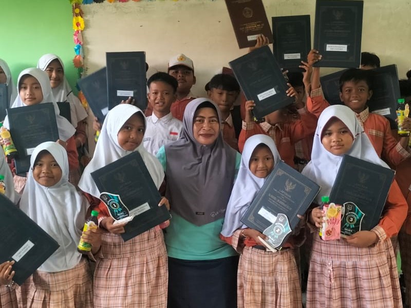 PENERIMAAN RAPORT SEMESTER GANJIL